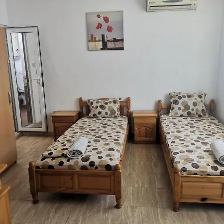 بيت ضيافة Merilyn Petrich 3*