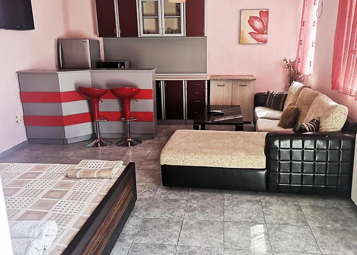 Merilyn Petrich Affittacamere 3*